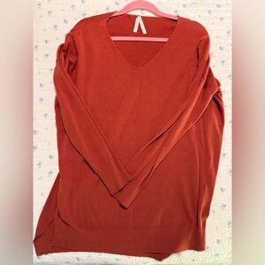 Women's Dreamers Rust Long Sleeve V neck Long Sweater Size S/M soft material